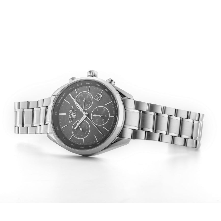 roamer pro chronograph gents stainless steel black dial bracelet watch