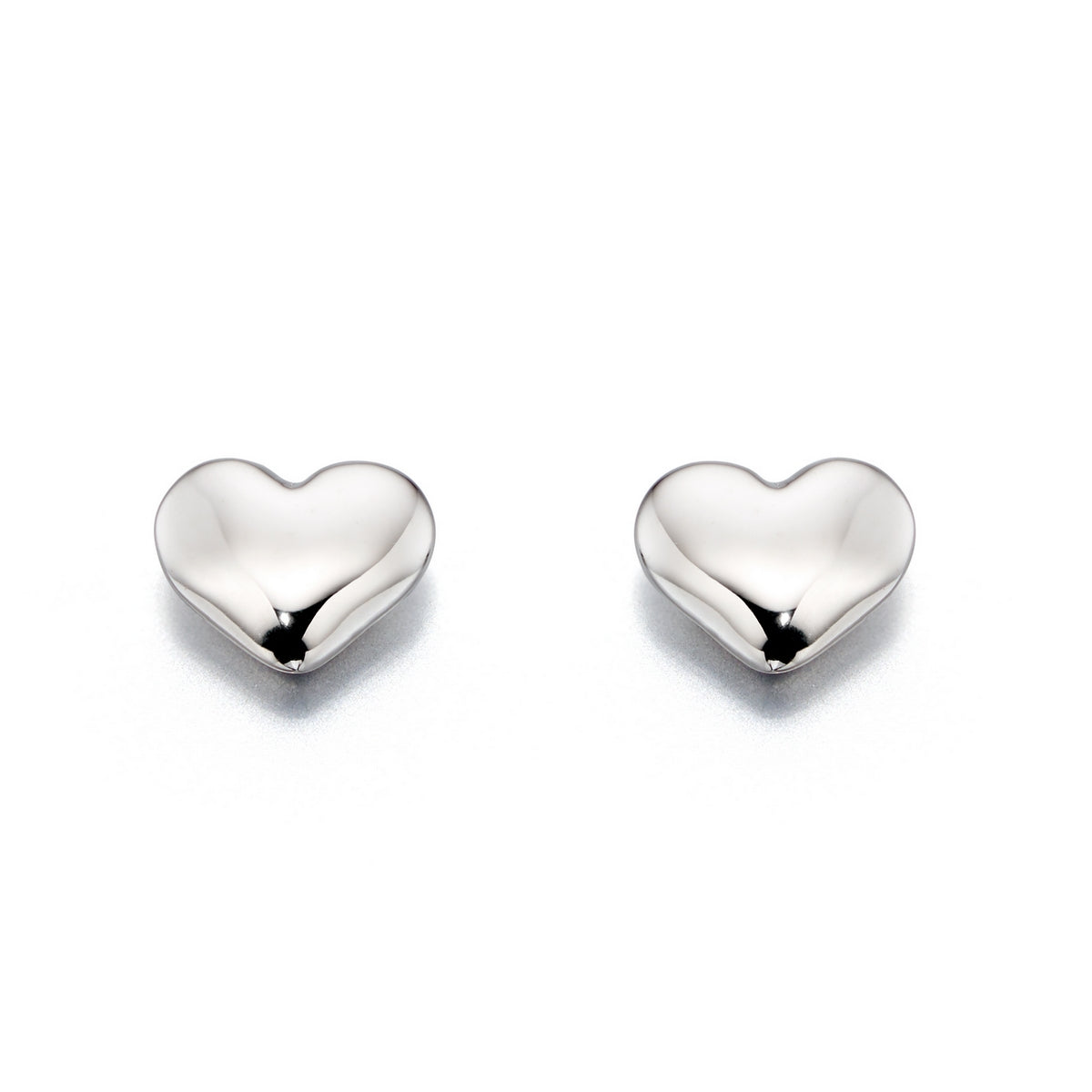 phoebe  plain small heart stud earrings