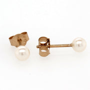 9ct pearl studs 4mm